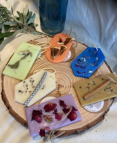 Scented wax Wardrobe freshener: Choose fragrance from drop down menu