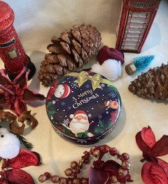 Christmas Tin Candle (Small): Select your festive scent